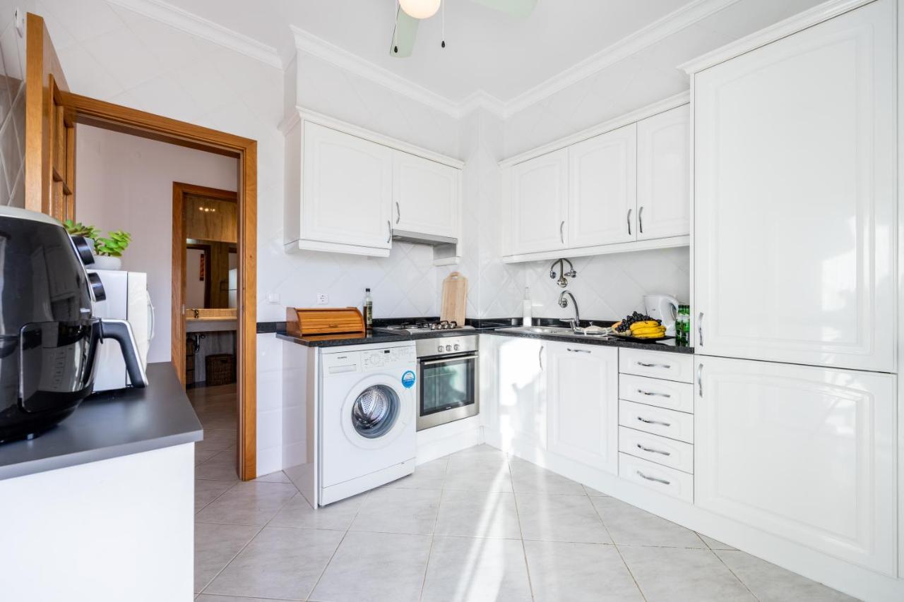 Bernies Folly Apartment Armação de Pêra Екстериор снимка