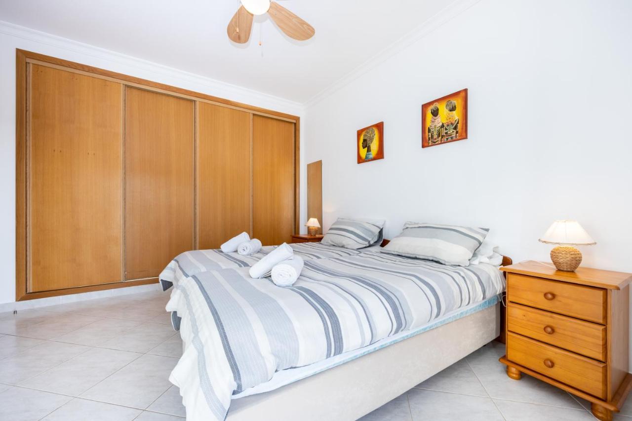 Bernies Folly Apartment Armação de Pêra Екстериор снимка